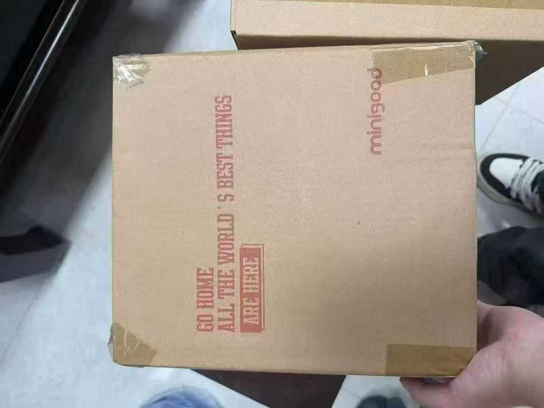 大品牌 minigood 品牌的方形按压式LED小夜，做工非常好，全新整齐，有兴趣私聊 - 6