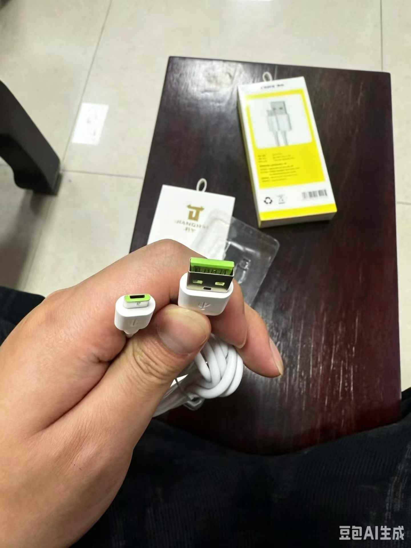 V8数据线带包装，快充过2.4A，TPE材质，4芯纯铜，大厂货，全新整齐 - 5