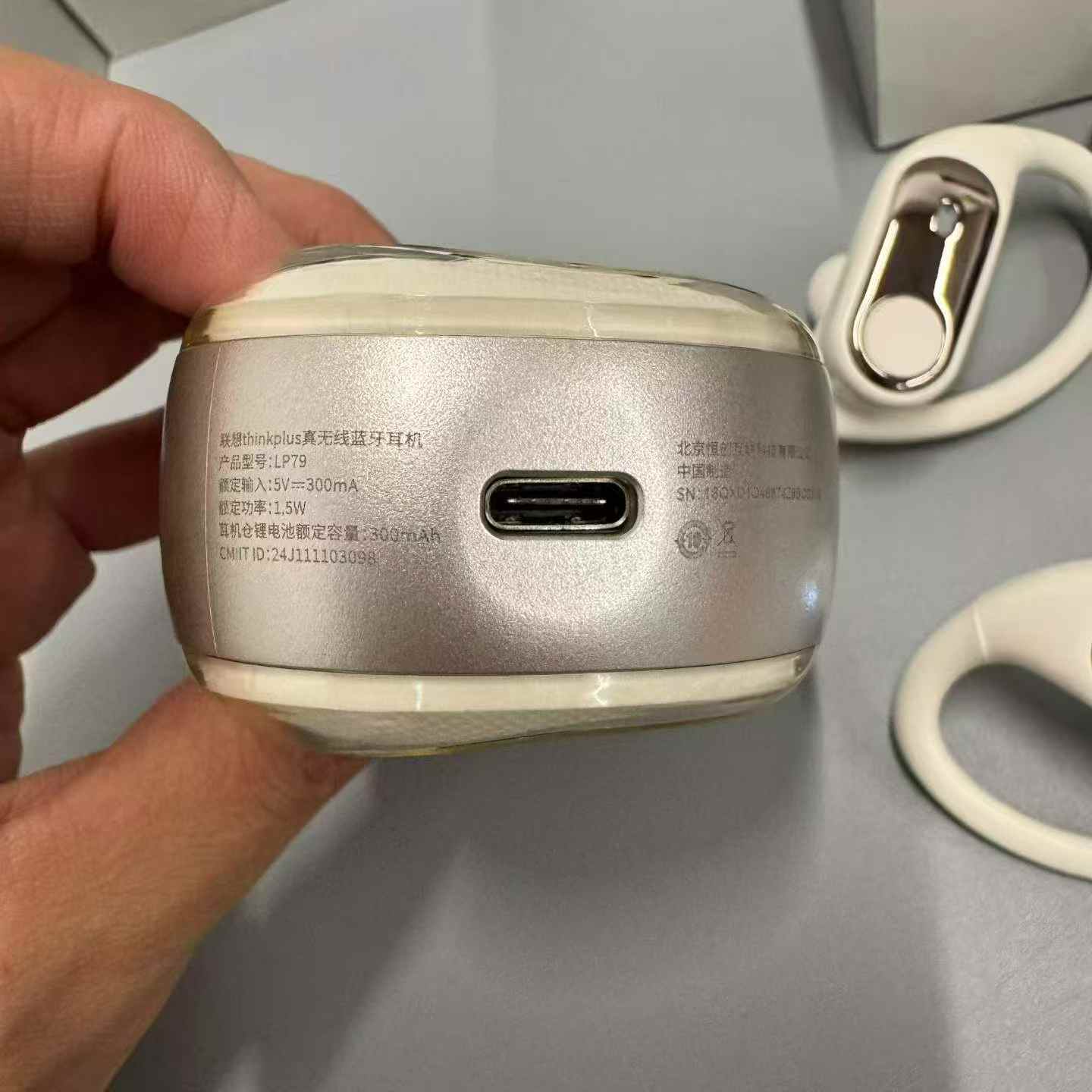品牌原装联想，锌合金TWS蓝牙耳机，一机一码，全新塑封，质量保证 - 6